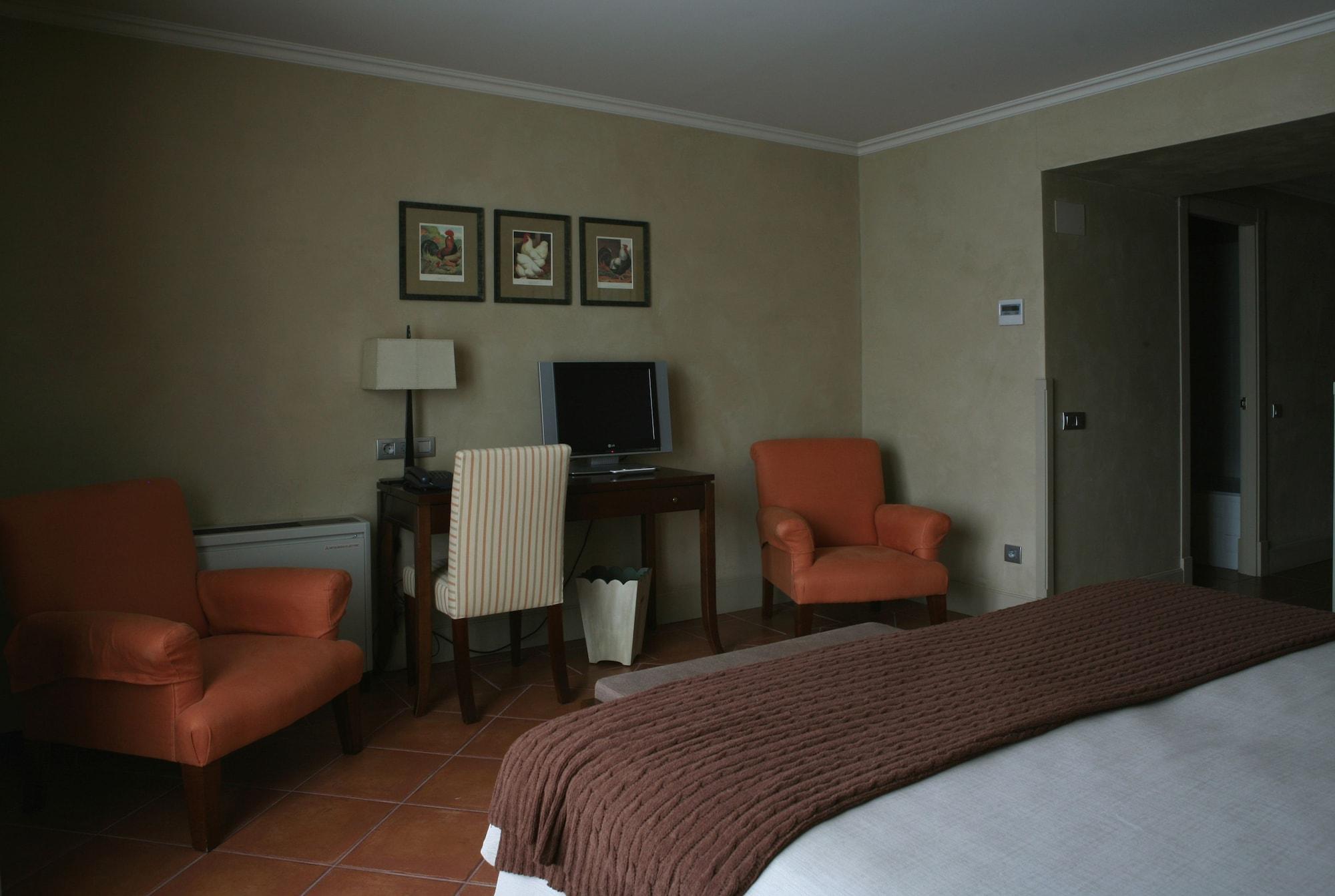 Bremon Boutique Hotel By Duquessa Hotel Collection Cardona Bagian luar foto