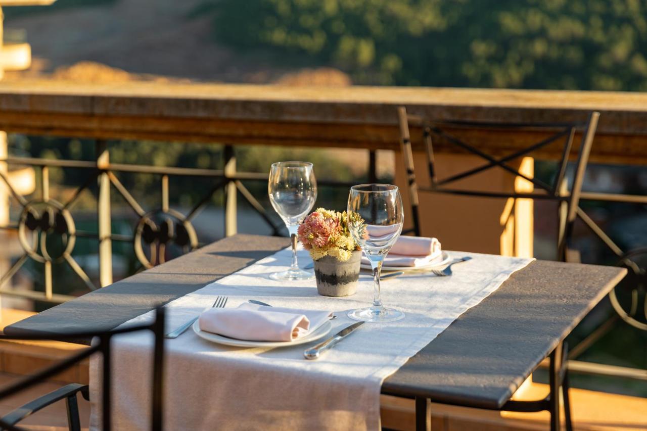 Bremon Boutique Hotel By Duquessa Hotel Collection Cardona Bagian luar foto